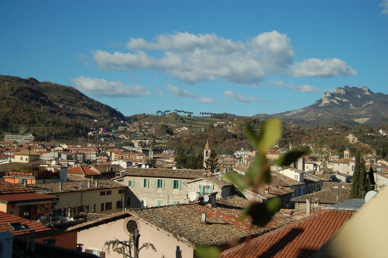 Bed and Breakfast A Casa Di Lola Ascoli Piceno Exterior foto